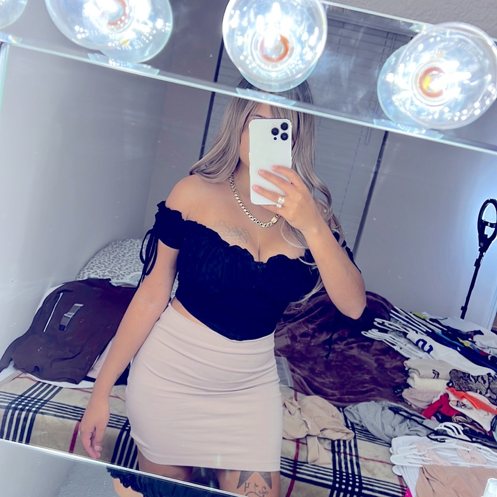 Black crop top